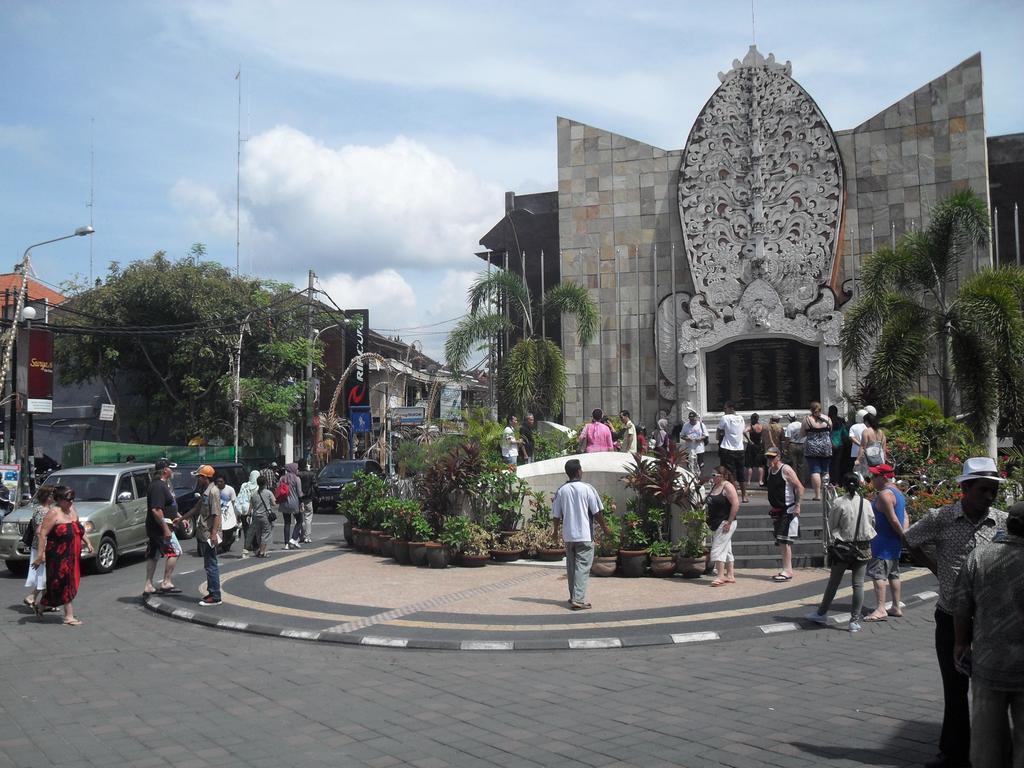 A Residence Kuta Lombok Exterior foto